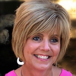 Meet your Posher, Donna